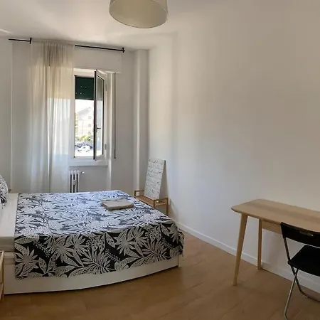 Lovely Spacious Апартаменты