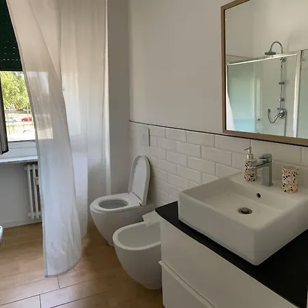 Lovely Spacious Апартаменты *