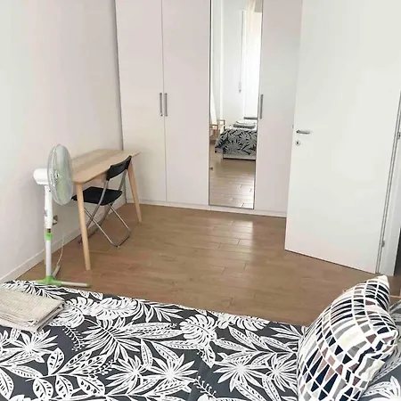 Lovely Spacious Апартаменты *